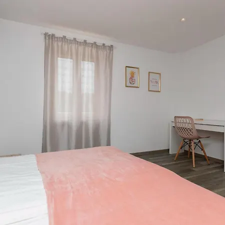Holiday home Viscum